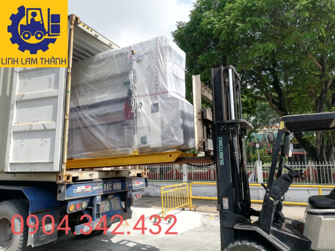 Xuống Công Máy Móc Dài 5 Mét Xuống Công Máy Móc Dài 5 Mét