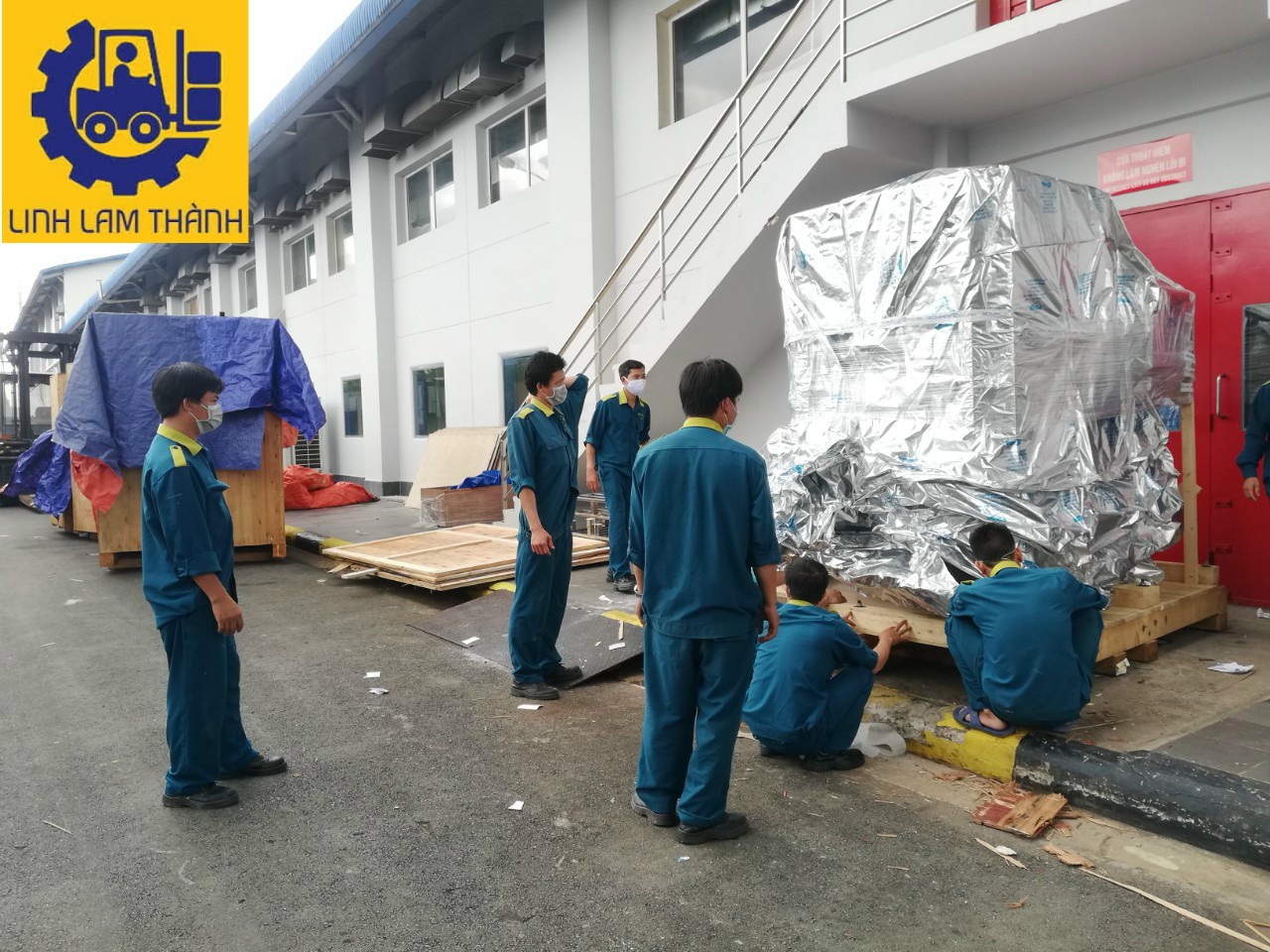 Lắp Đặt Đưa Vào Vị Trí. Lắp Đặt Đưa Vào Vị Trí.