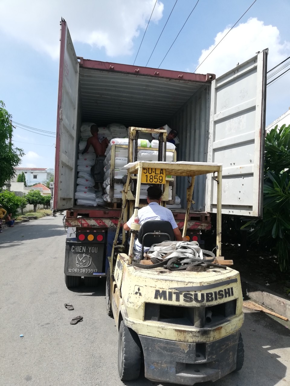 Cho Thuê Xe Nâng Tại Bình Dương.