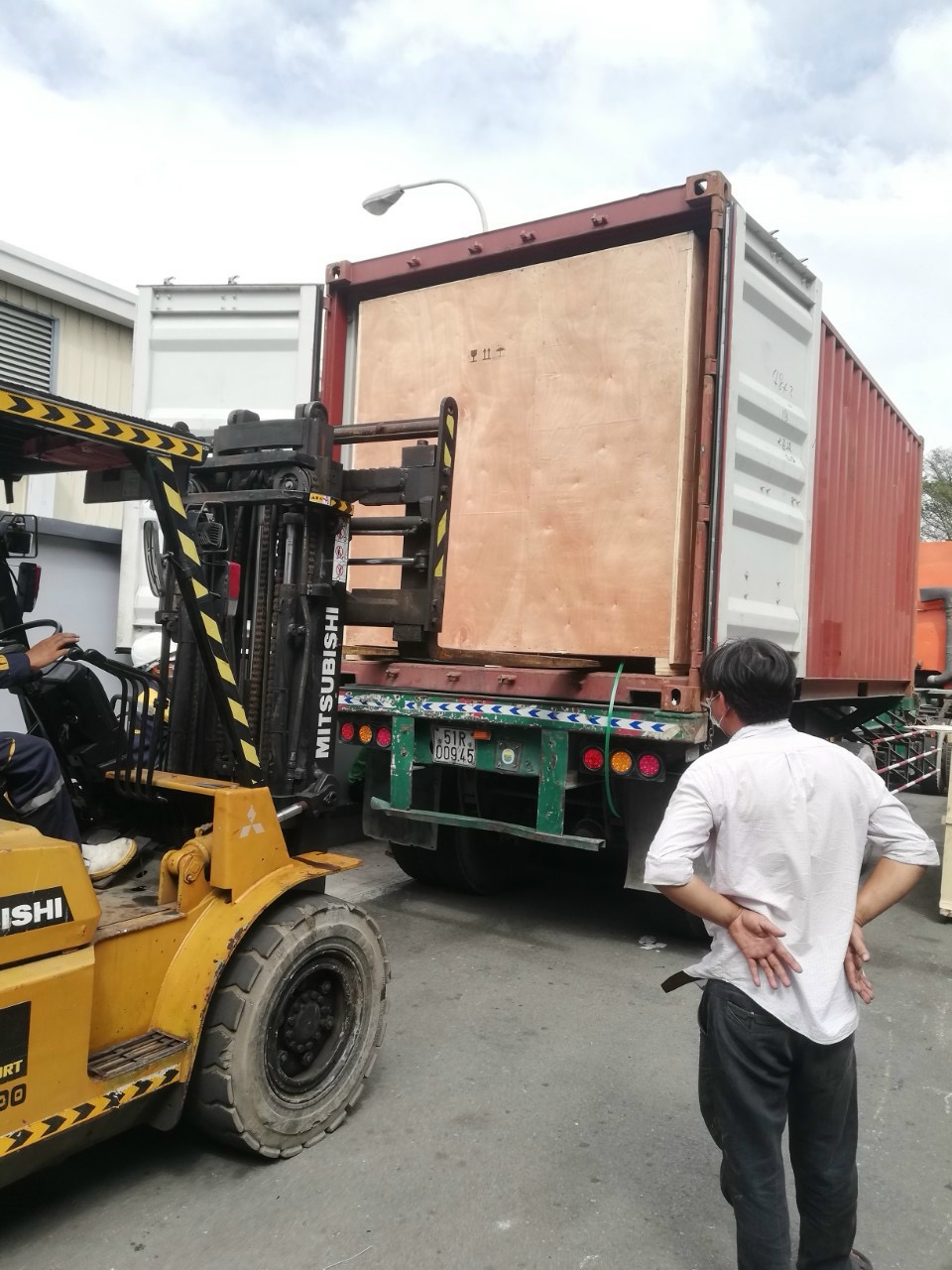 Cho Thuê Xe Nâng Tại KCN Đồng An
