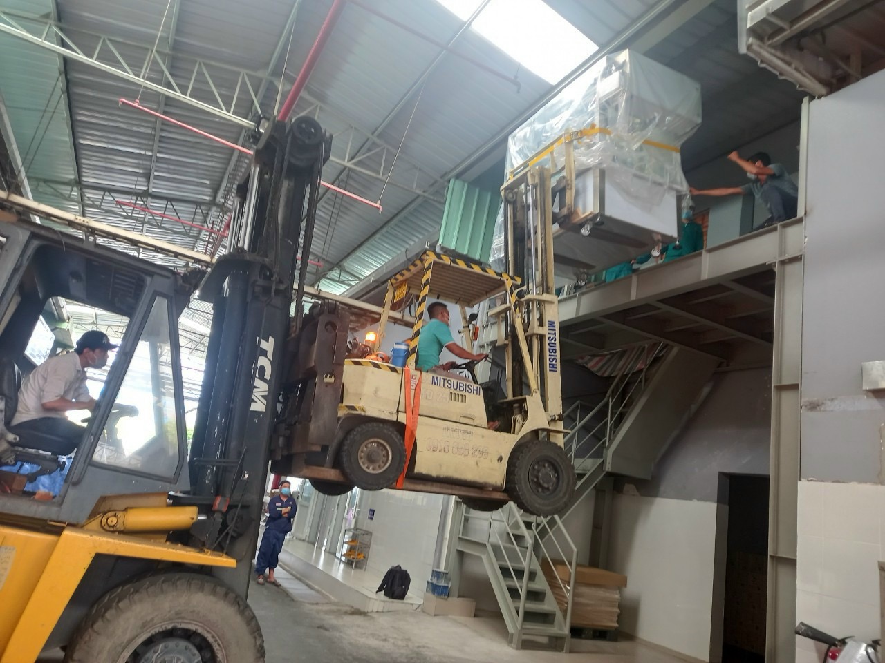 Lắp Đặt Máy Móc Công Nghiêp Tại Bình Dương